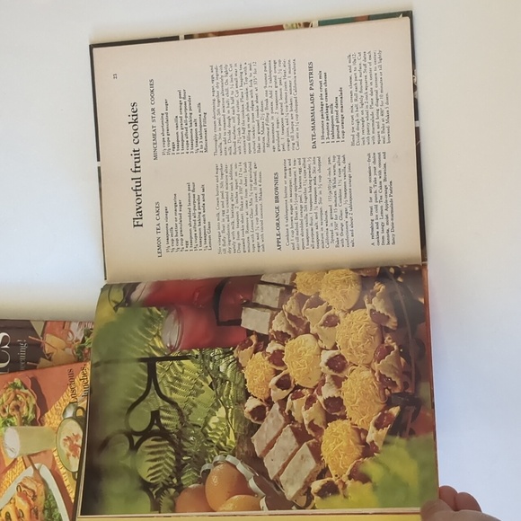 Better Homes & Gardens: Cookies & Candies+Lunches & Brunches+Barbecues & Picnics - Picture 13 of 13